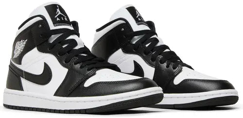 Air Jordan 1 Mid ‘Panda’