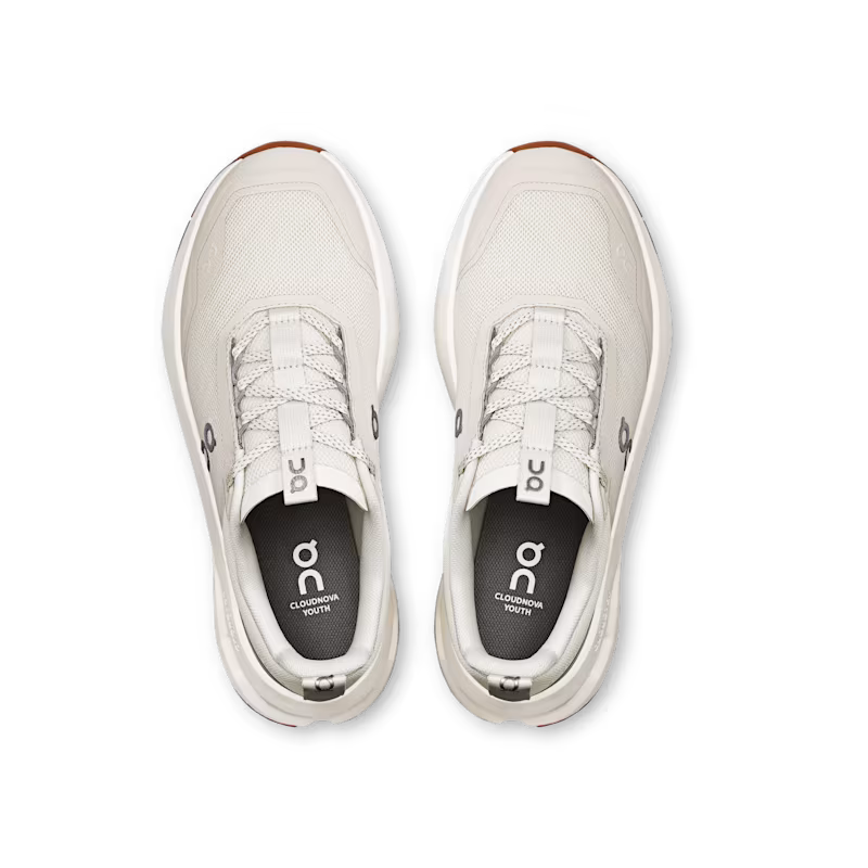 On Running Cloudnova Youth 'Ivory Apollo'