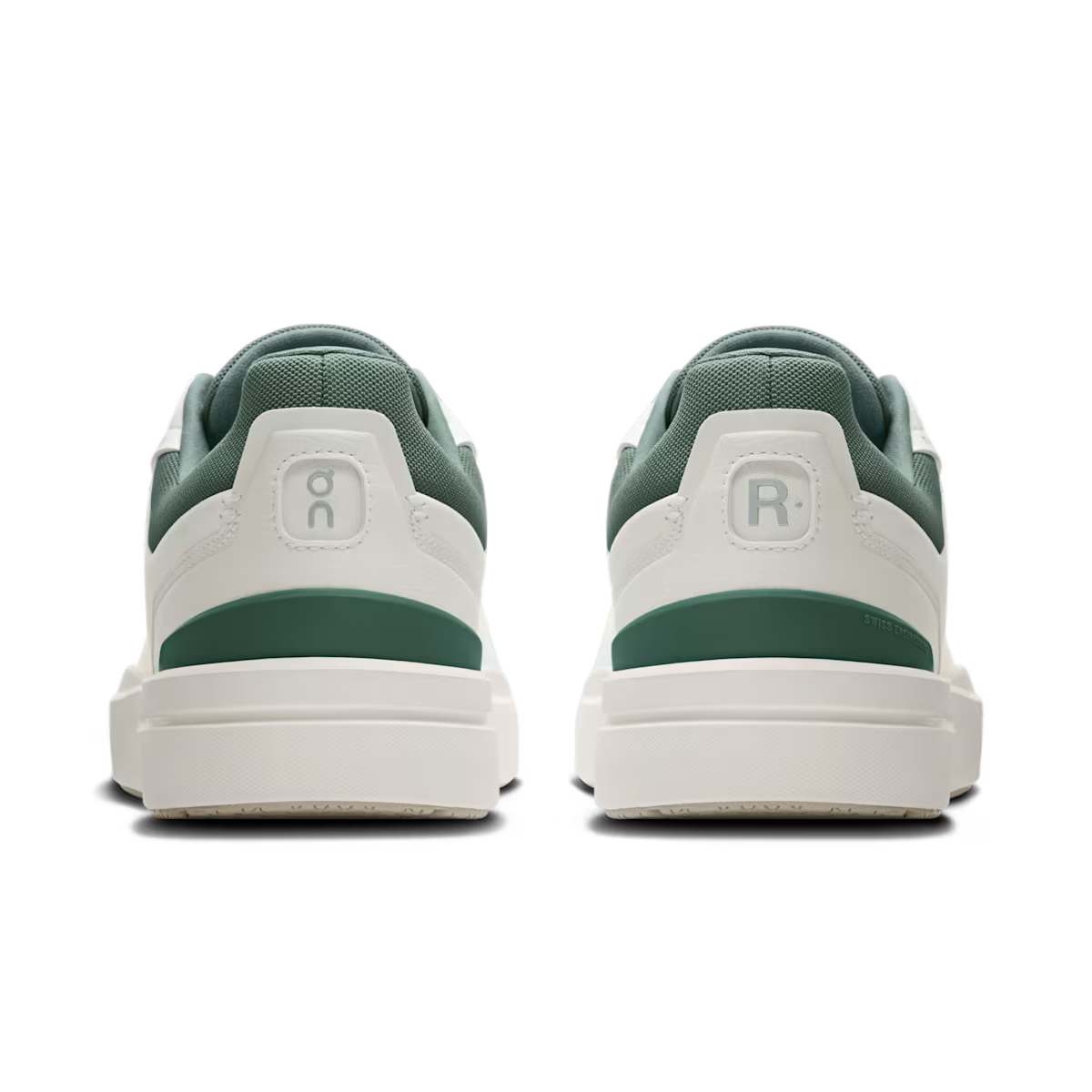 On Running The Roger Advantage 'White Olive'
