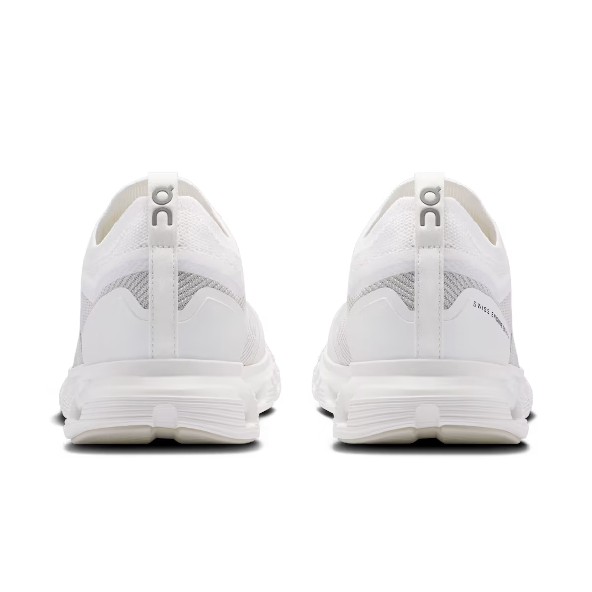 On Running Cloud 6 Versa 'White'