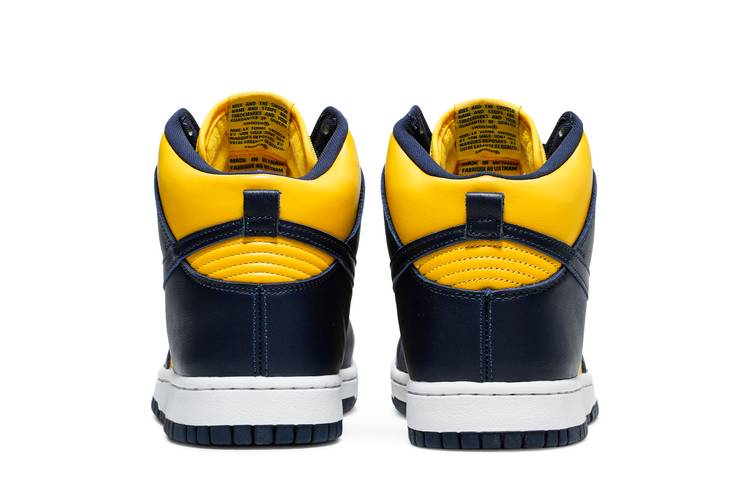Dunk High SP ‘Michigan’