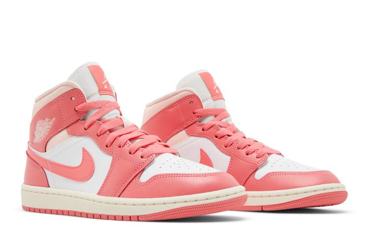Air Jordan 1 Mid 'Strawberries and Cream' (WMNS)