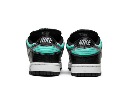 Sb Dunk Low Diamond Supply Co x Tiffany