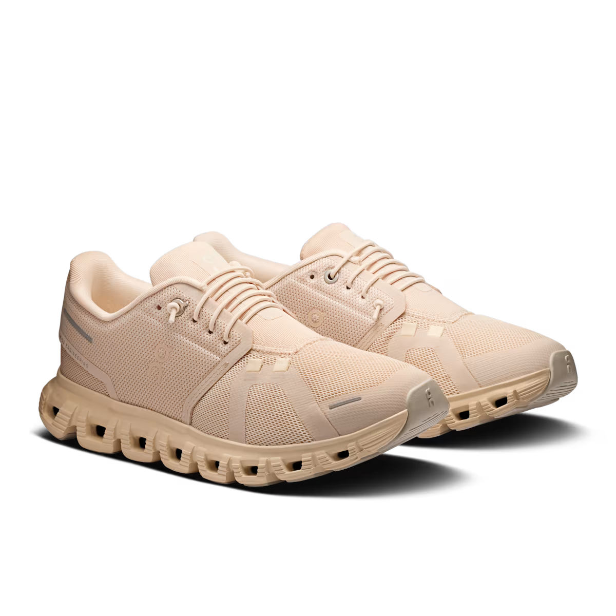 On Running Cloud 6 'Sand'