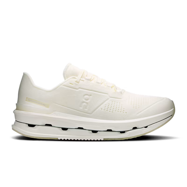 On Running Cloudrise Cyclon 1.1 'Undyed'