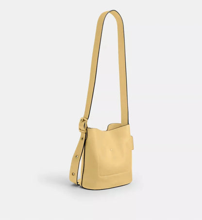 Coach Bleecker Bucket Bag 21 'Smooth Leather Brass Vanilla'