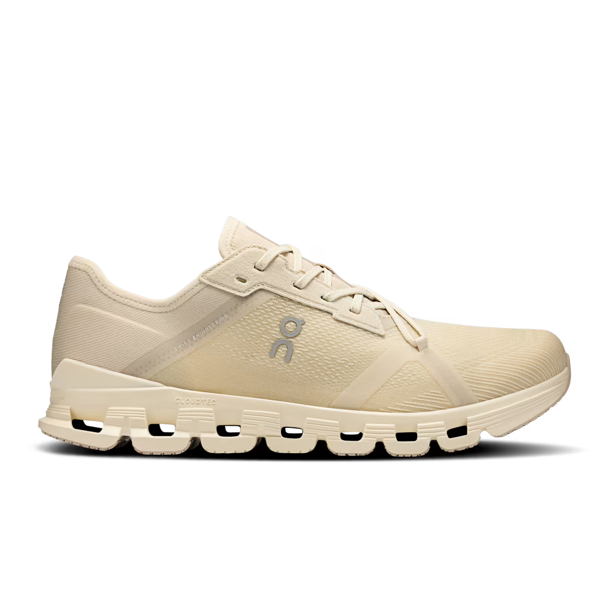 On Running Cloud X 4 AD 'Pelican Ghost'