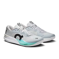 On Running The Roger Pro 3 'Glacier Celeste'