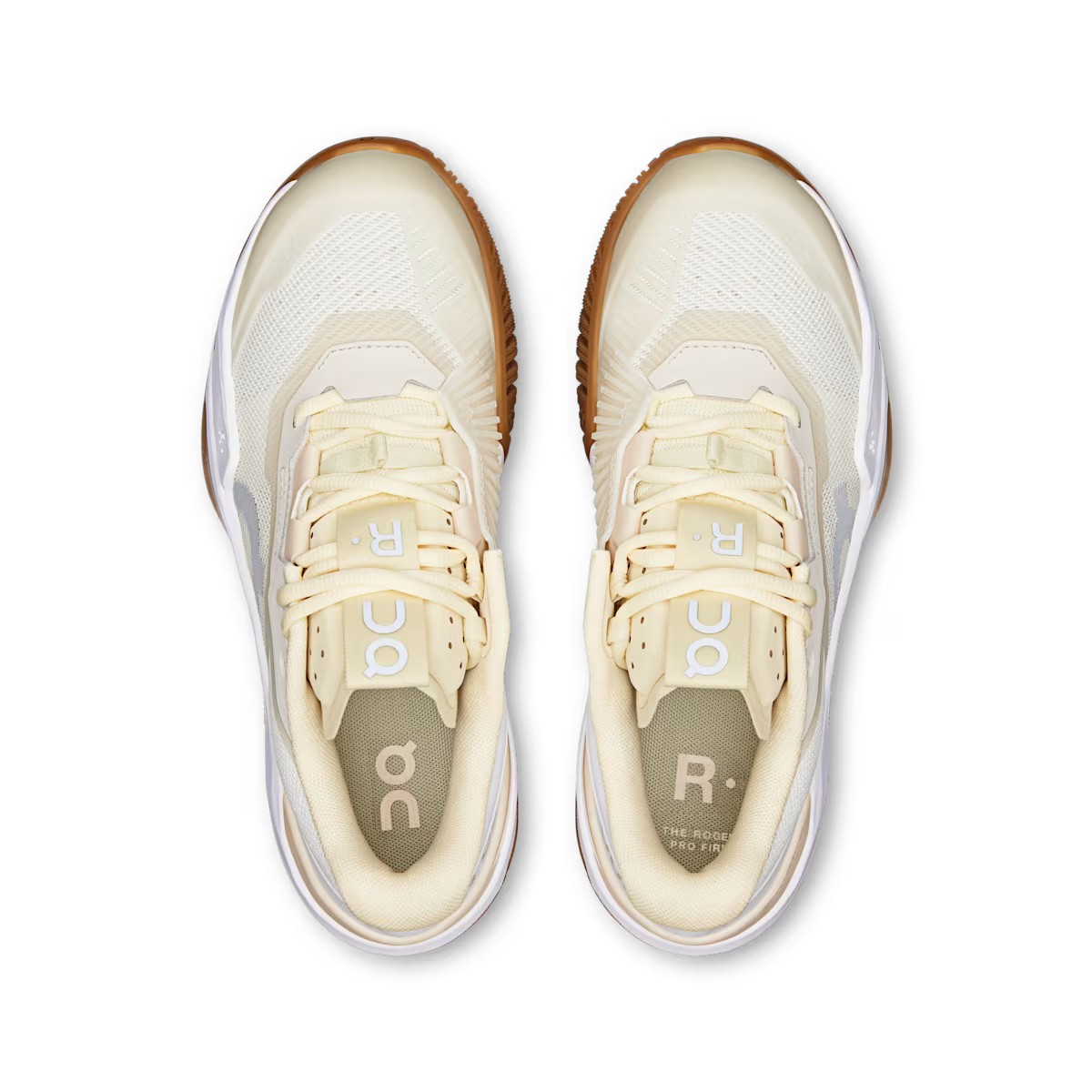 On Running THE ROGER Pro Fire 'Ivory Sand'