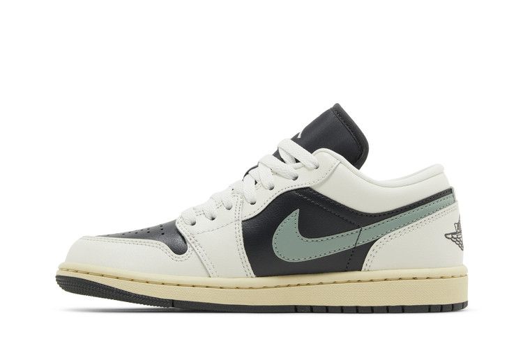 Jordan 1 Low 'Galactic Jade' (WMNS)