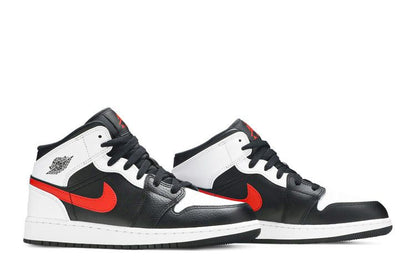 Air Jordan 1 Mid 'Chile Red'