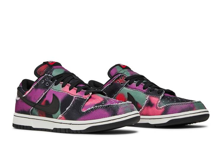 Dunk Low 'Graffiti'