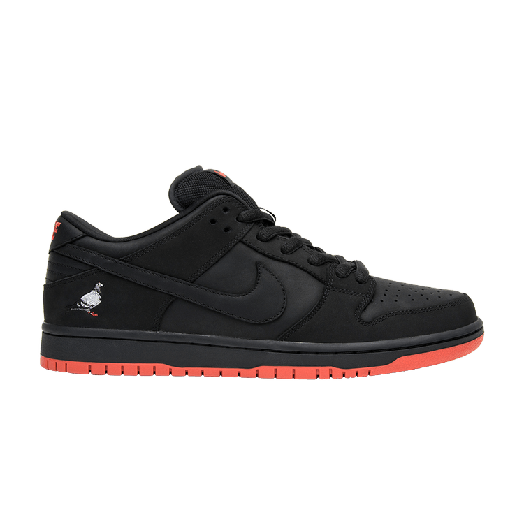 Nike SB Dunk Low 'Black Pigeon'