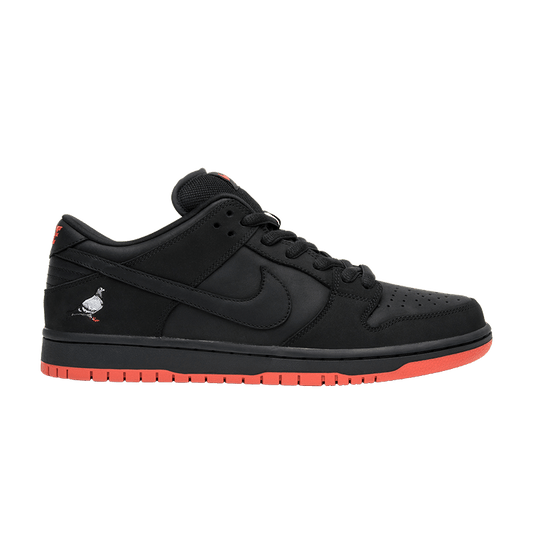 Nike SB Dunk Low 'Black Pigeon'