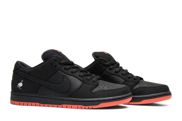 Nike SB Dunk Low 'Black Pigeon'