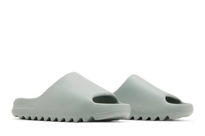 Yeezy Slides 'Salt'