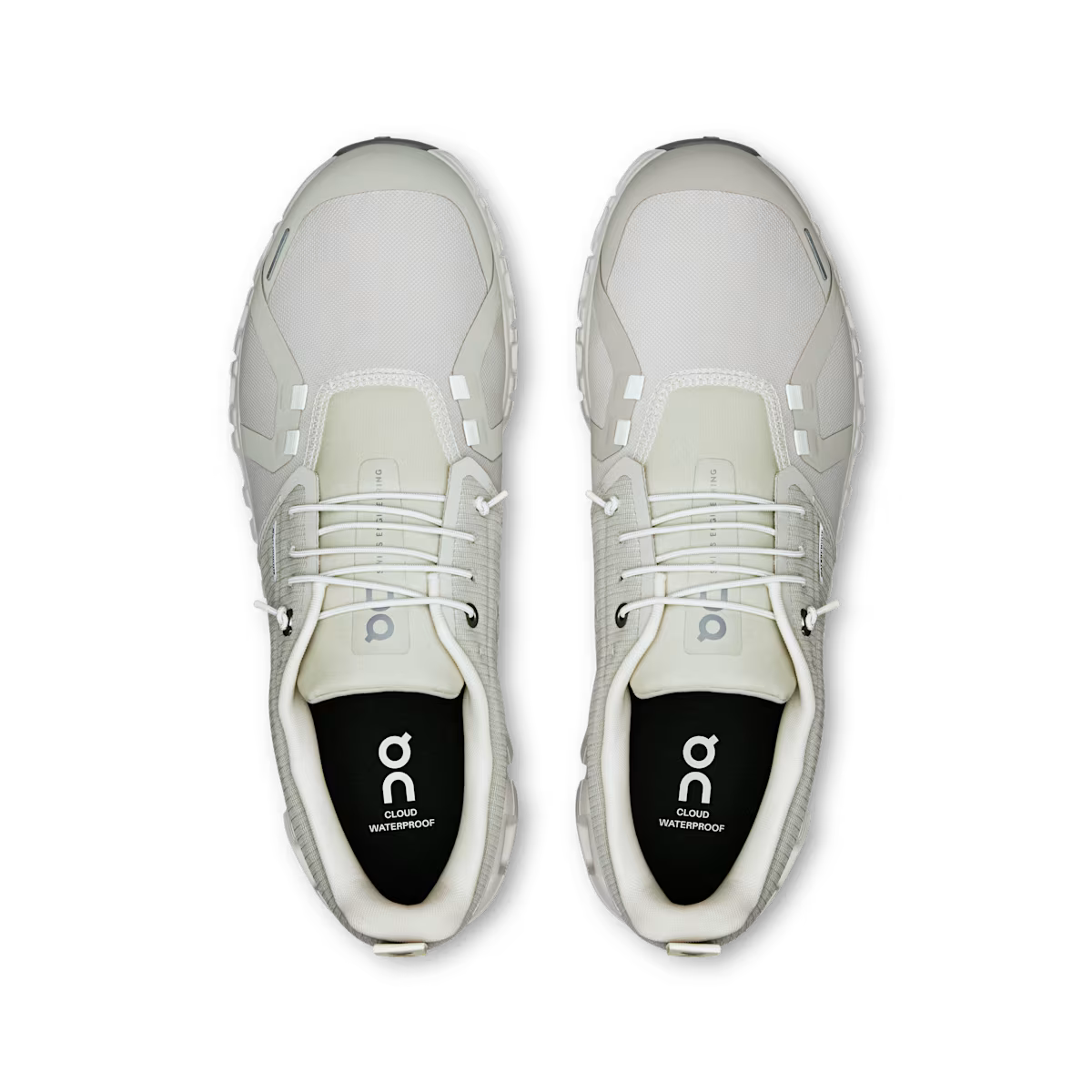 On Running Cloud 6 W.P. 'Pelican Ghost'