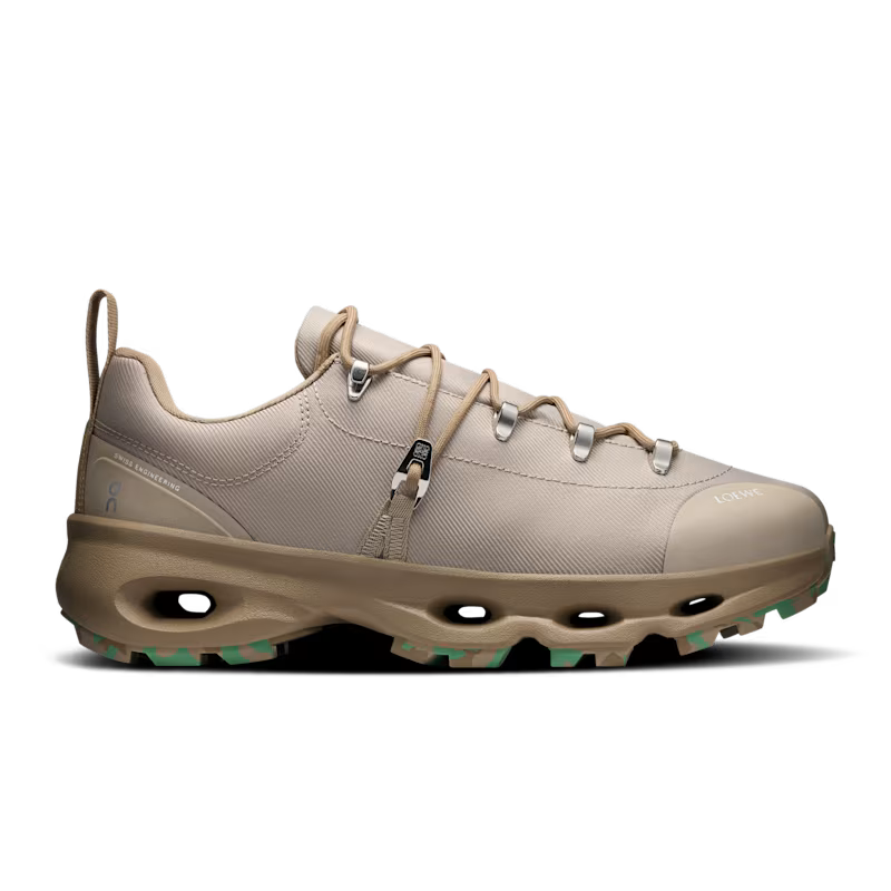On Running Cloudsolo Hiker LOEWE 'Sand'