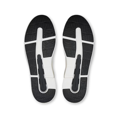 On Running The Roger Advantage 'Dew Black'