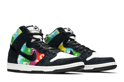 Dunk High SB 'TV Signal'