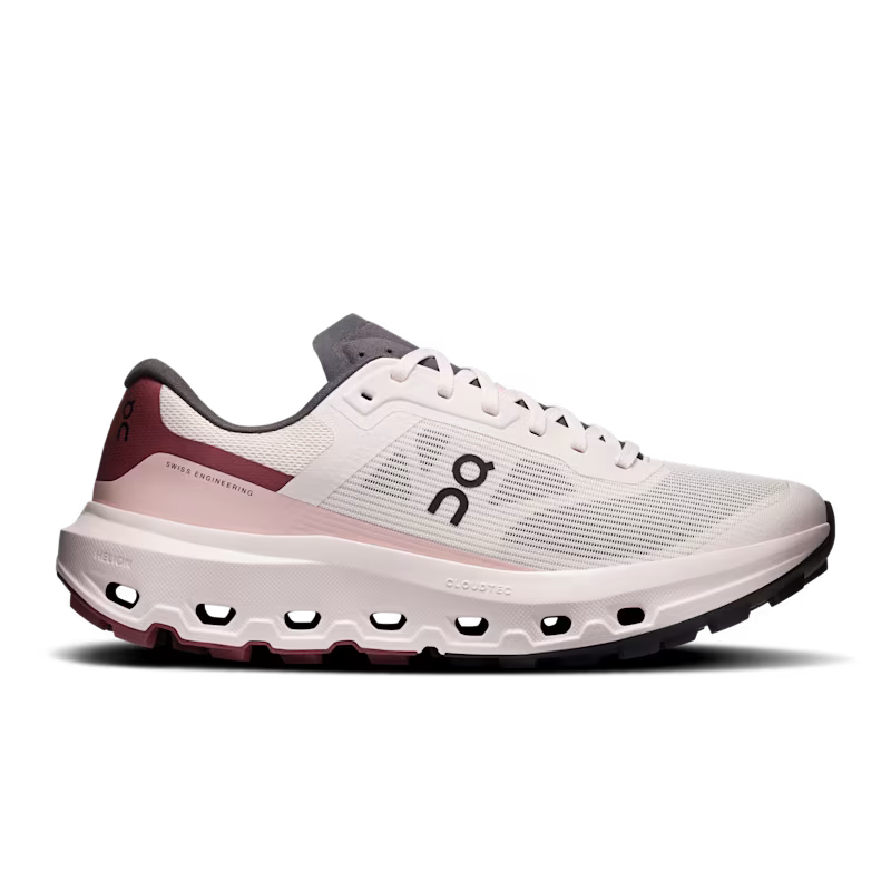 On Running Cloudvista 3 'Oyster Barberry'