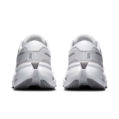 On Running Cloudrunner 3 'Frost Glacier'
