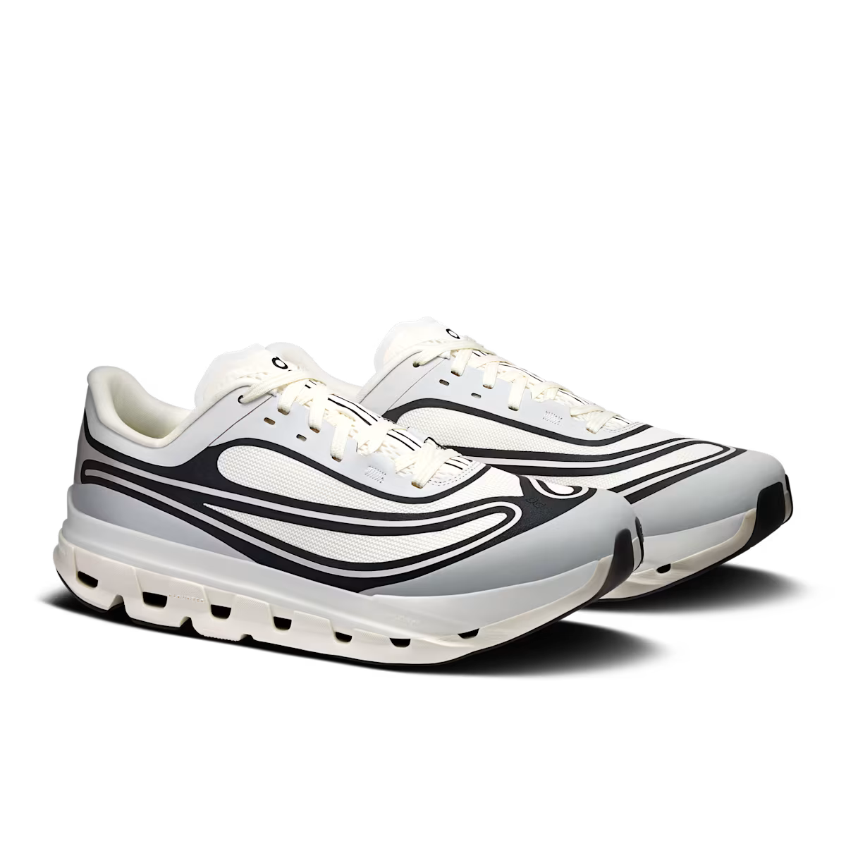 On Running Cloudflow 5 AD 'Ivory Black'