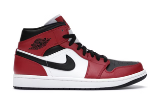 Air Jordan 1 Mid 'Chicago Black Toe'