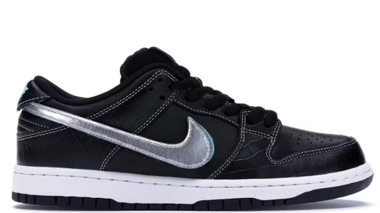 Nike SB Dunk Low Diamond Supply Co. Black Diamond