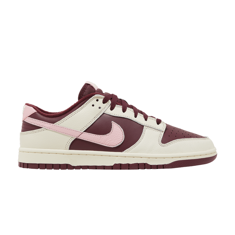 Dunk Low Valentine's Day