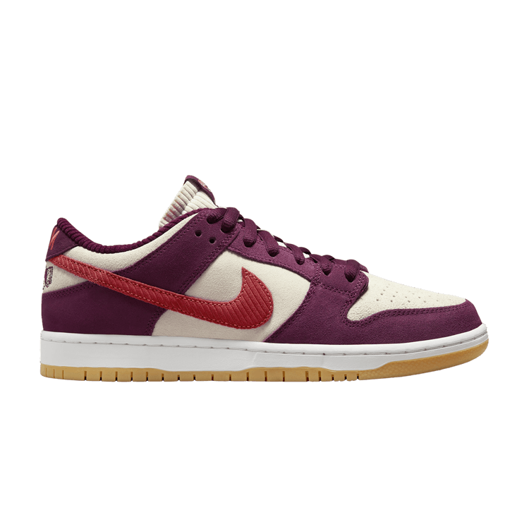 Nike SB Dunk Low 'Skate Like a Girl'