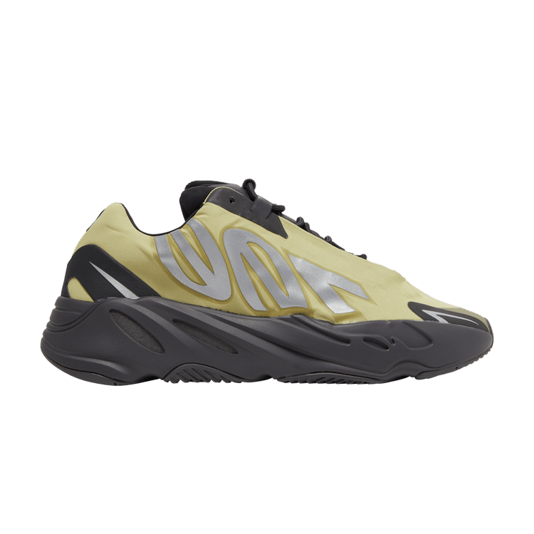 Yeezy Boost 700 MNVN 'Resin'