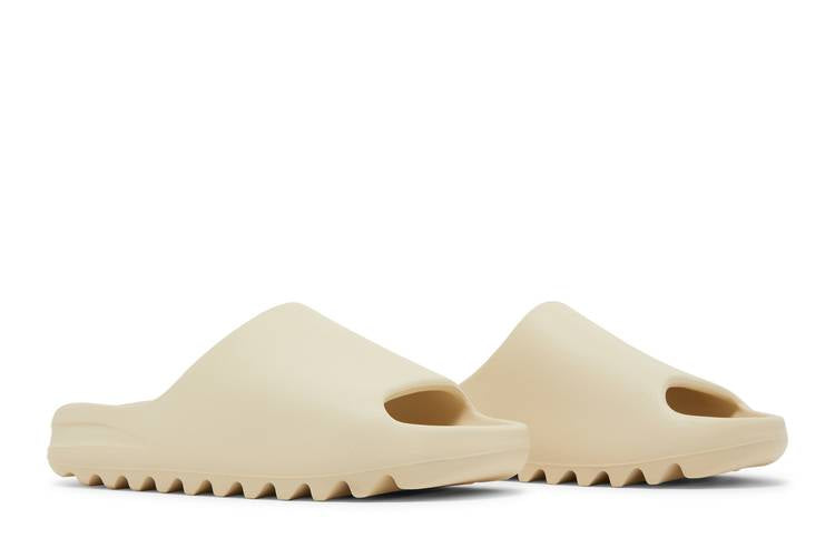 Yeezy Slides 'Bone'