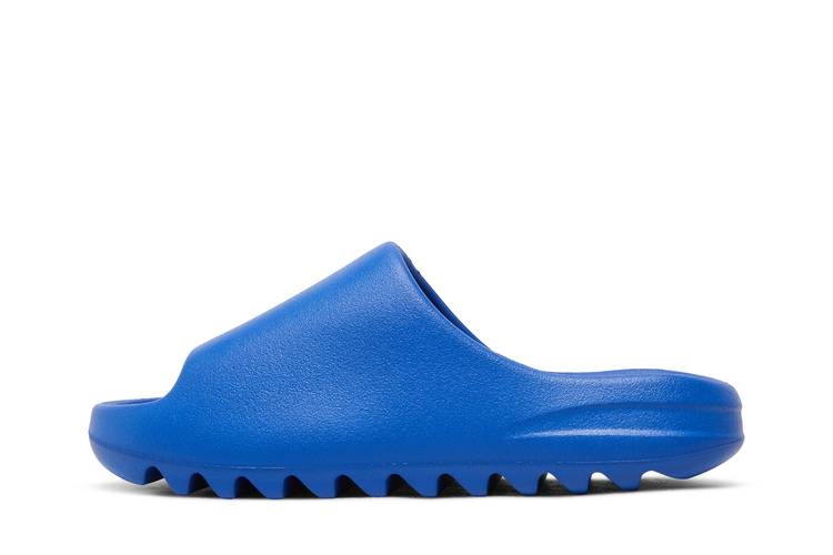 Yeezy Slides 'Azure'