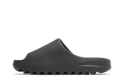 Yeezy Slides 'Dark Onyx'